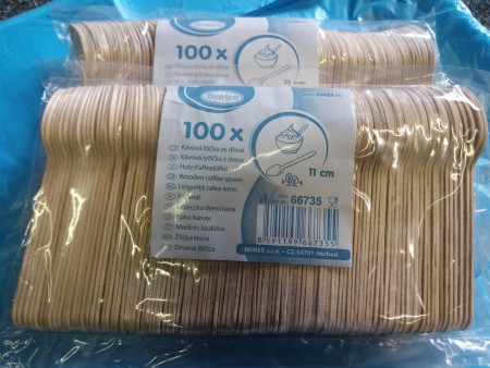 č.8381 Dřevěná lžička 11cm bal.100ks 49,20